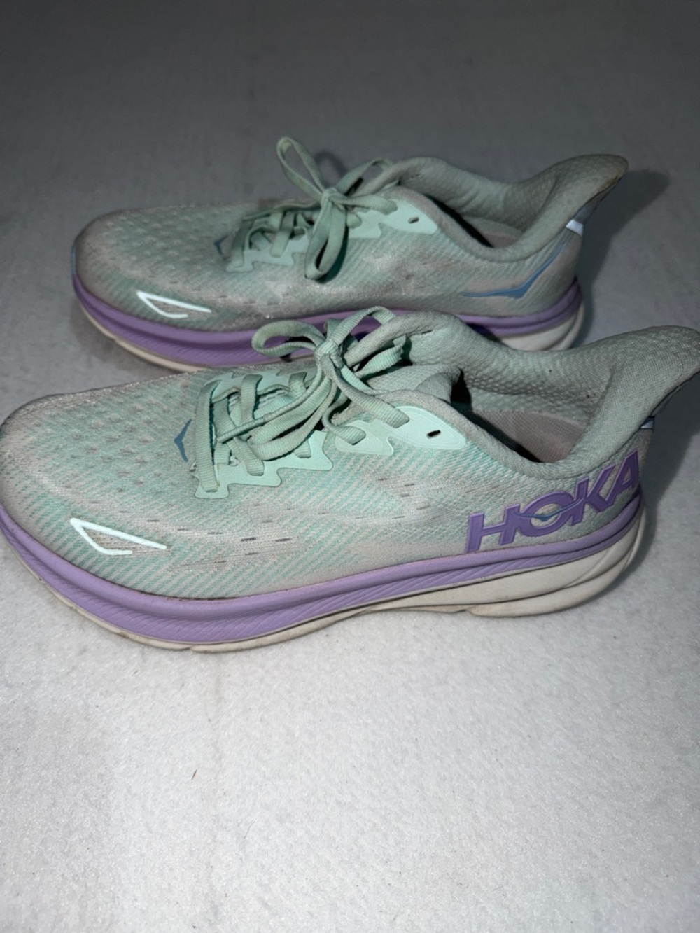 Hoka One One Clifton 9 Women's Mint and Lavender Road-Running Shoes 7.5D